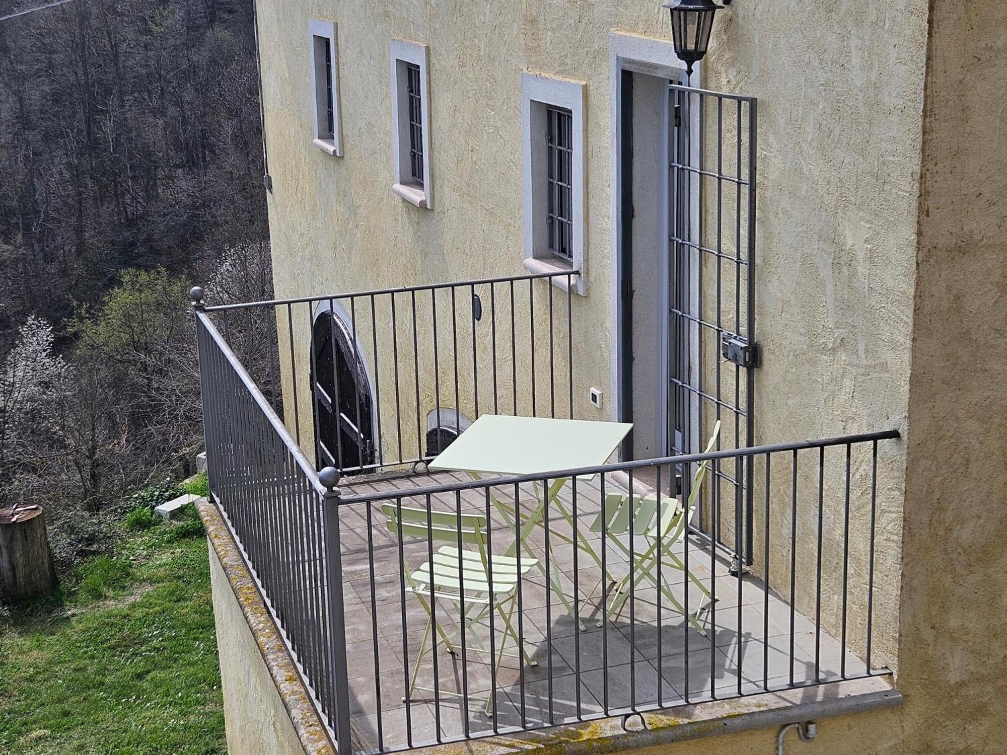 Casa Nel Verde Ca Dla Cola Mombasiglio Bagian luar foto